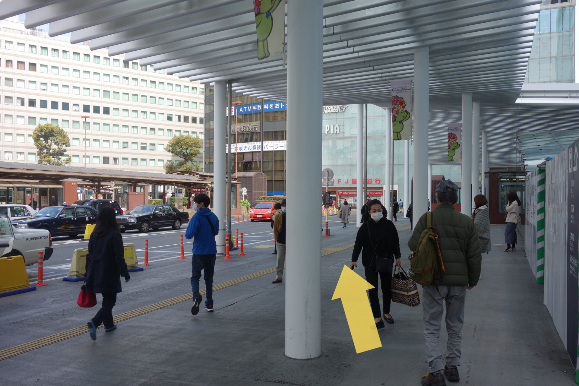 結婚相談所ハッピーコネクトまでの道案内図、横浜駅地上出口を出てすぐ、矢印